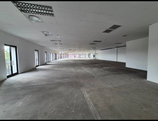 1,297M² RETAIL TO LET IN RIVONIA